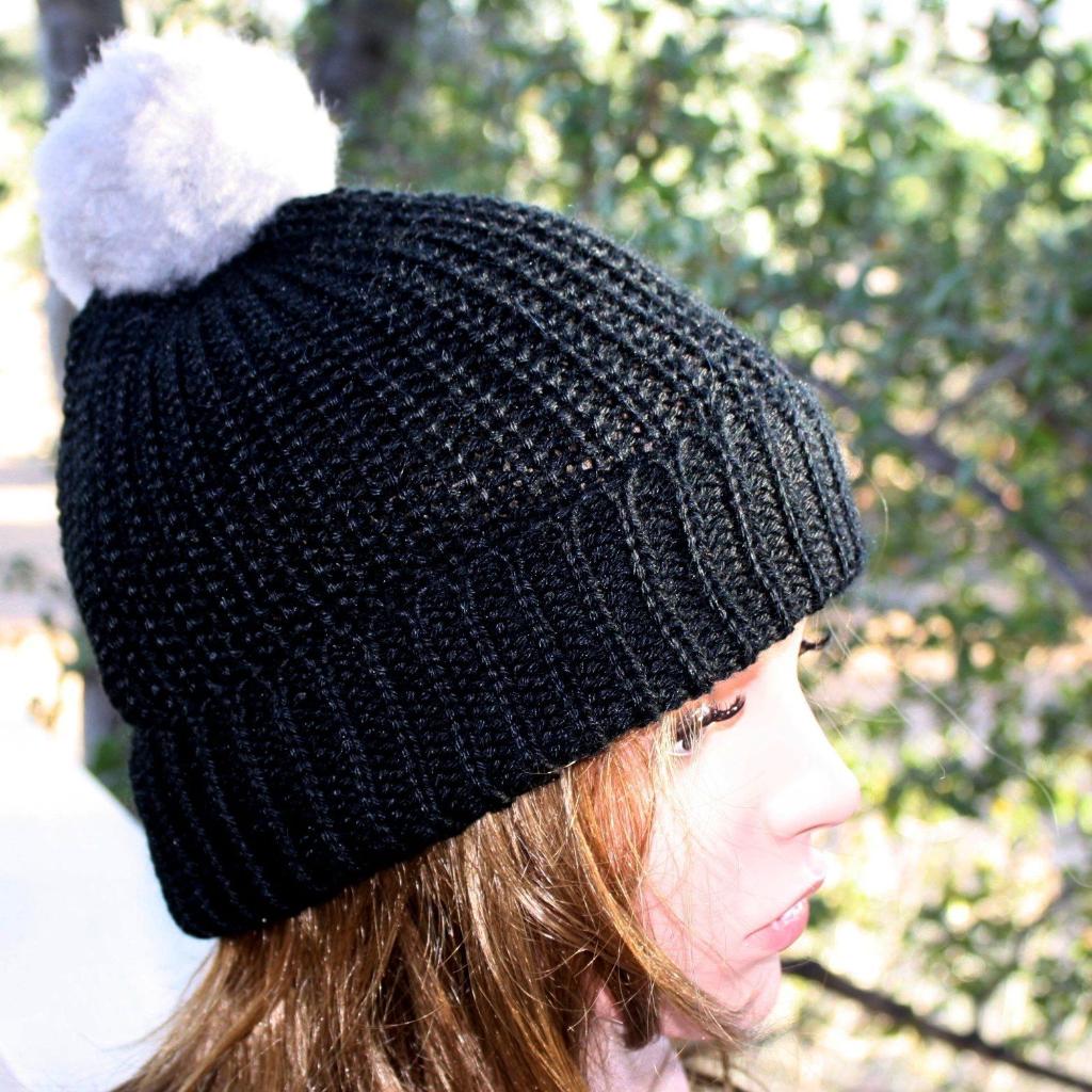 Tuque à pompon cannelée 100 % alpaga