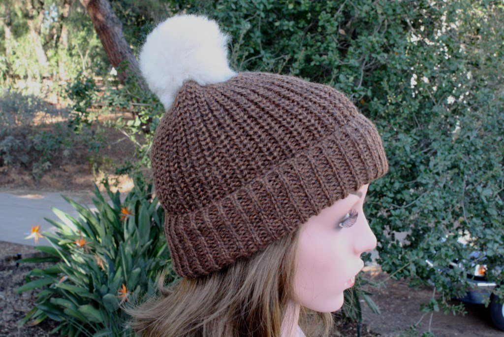 Tuque à pompon cannelée 100 % alpaga