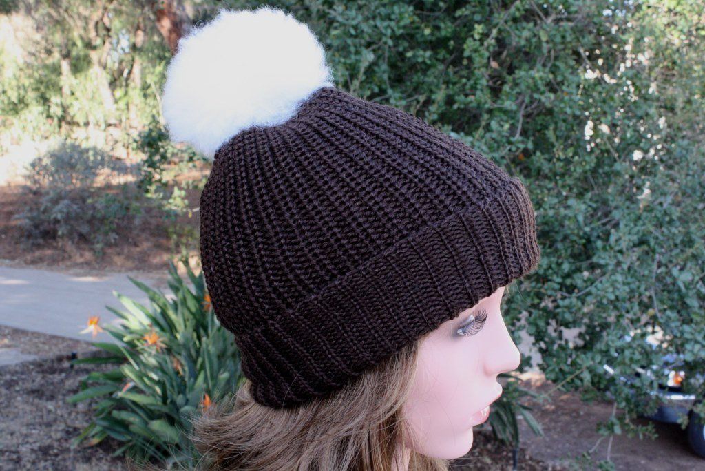 Tuque à pompon cannelée 100 % alpaga