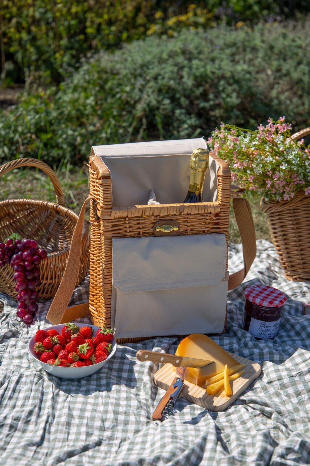 Sac à vin en osier pour 2 bouteilles avec plateau à fromage