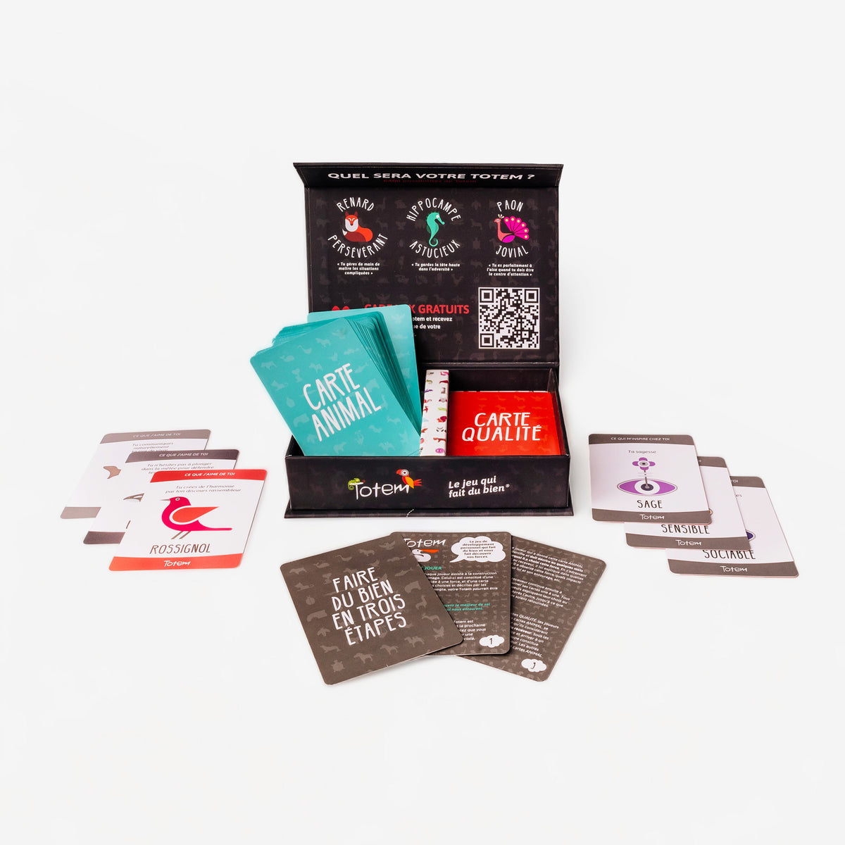Jeu de cartes Totem en français, boîte ouverte vue de face