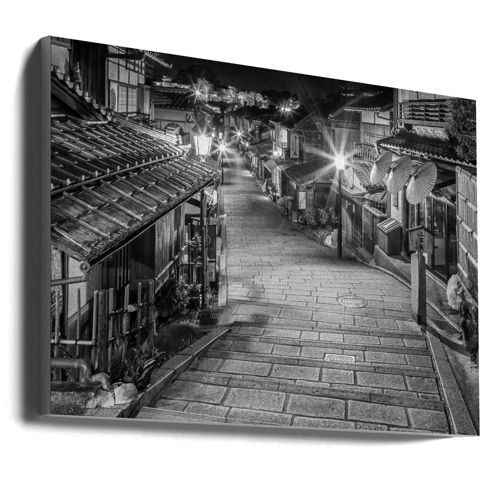 Toile Ninen-zaka à Kyoto le soir, noir et blanc