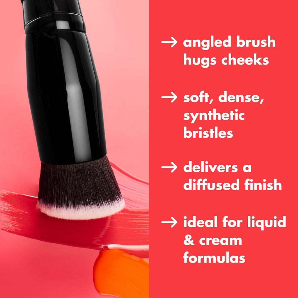 Pinceau blush liquide e.l.f. Camo