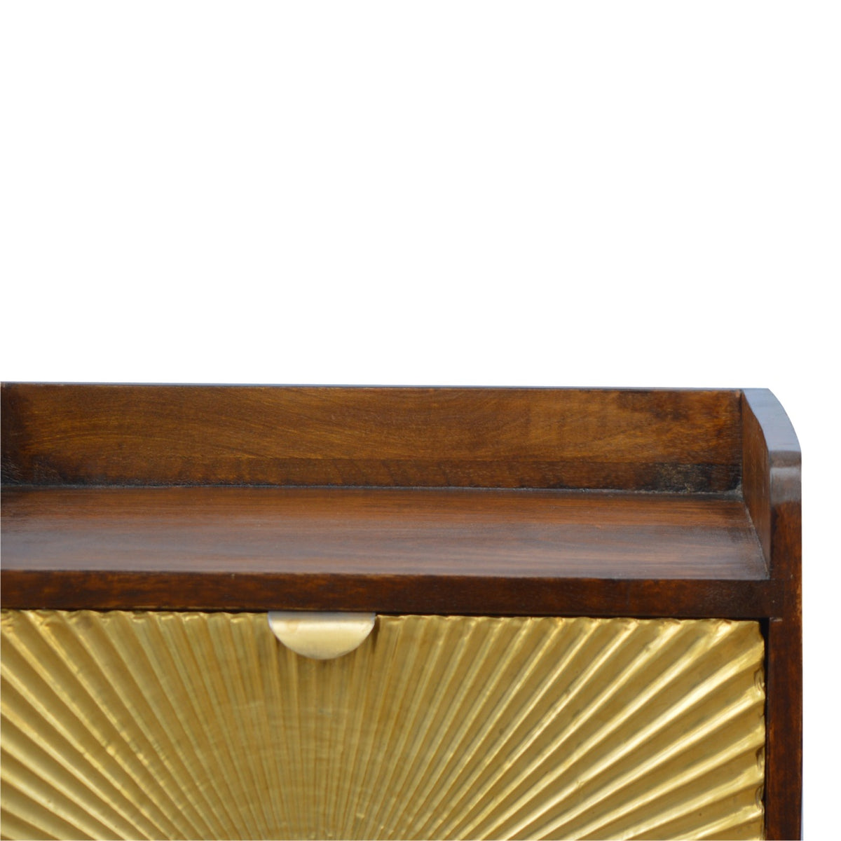 Table de chevet Manila Gold en bois de manguier massif, 1 tiroir plaqué laiton, fini châtaigne